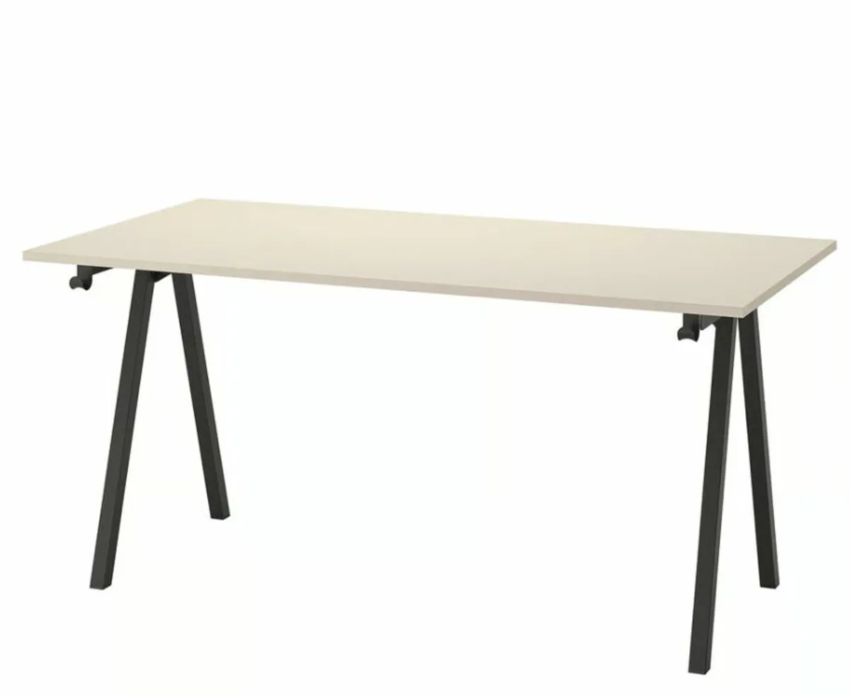 TROTTEN desk 140x80 white