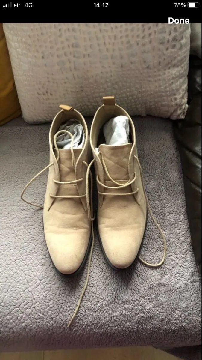 Mens boots size 8 €20 - Image 2