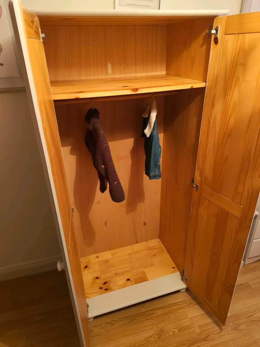 Wardrobe Set - Image 4