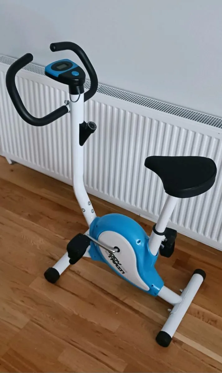 Exercise bike - Image 1