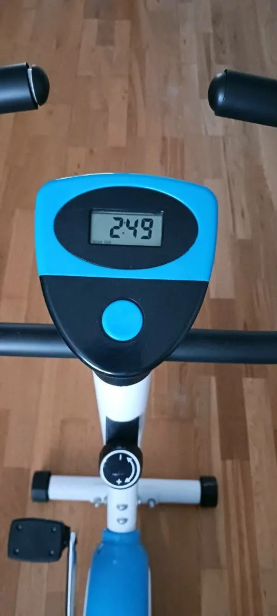 Exercise bike - Image 3