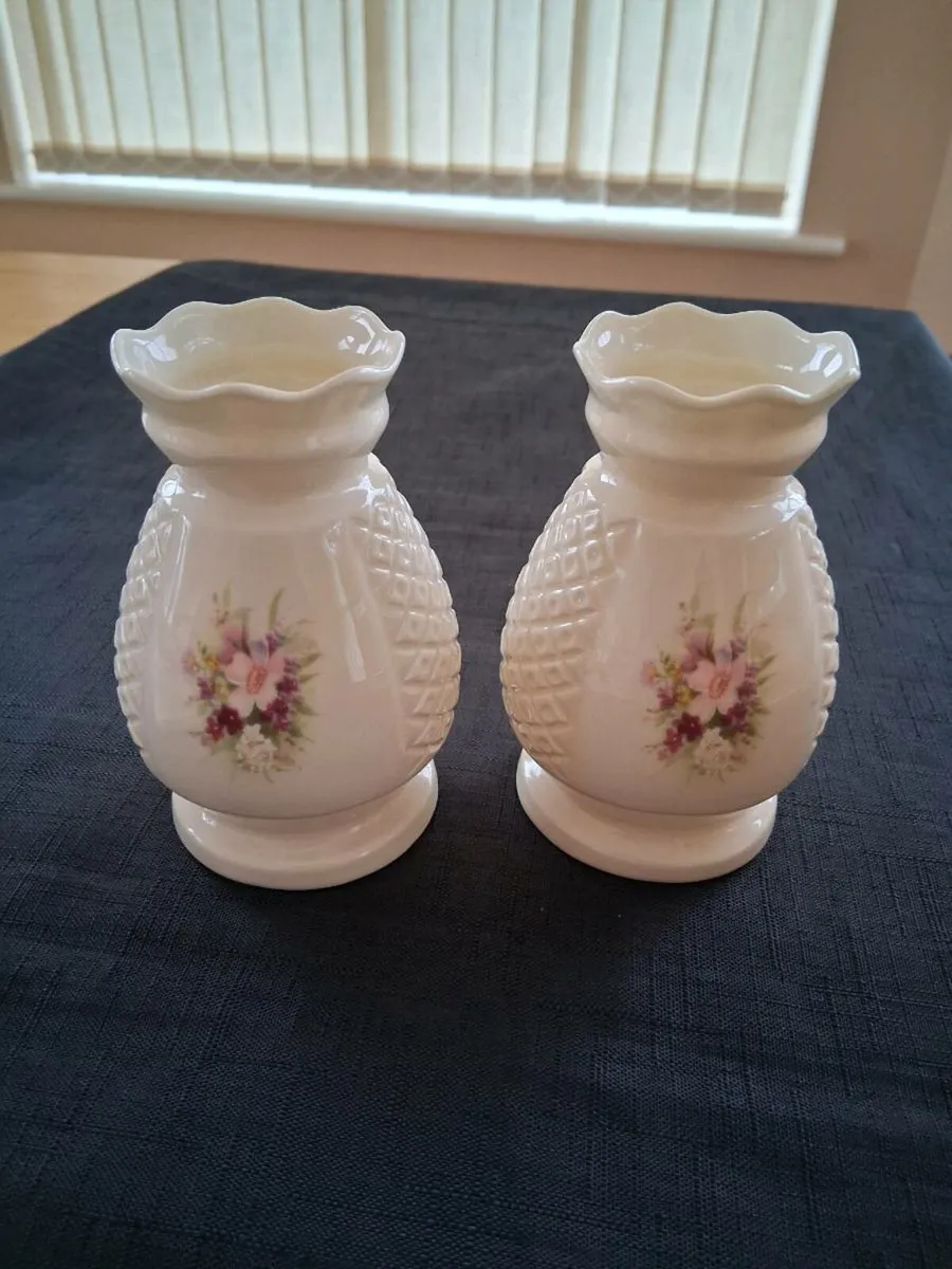 2 Small Donegal China Vases - Image 1