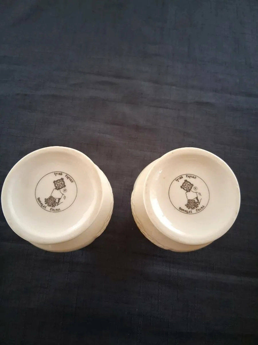2 Small Donegal China Vases - Image 2