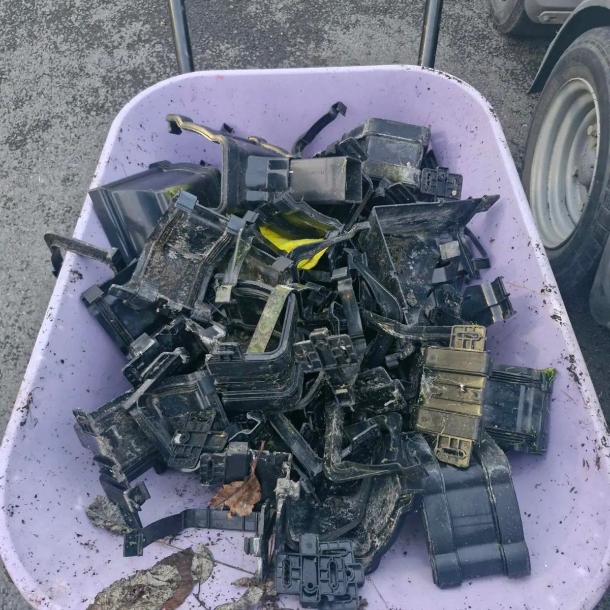 Black Guttering - Image 3