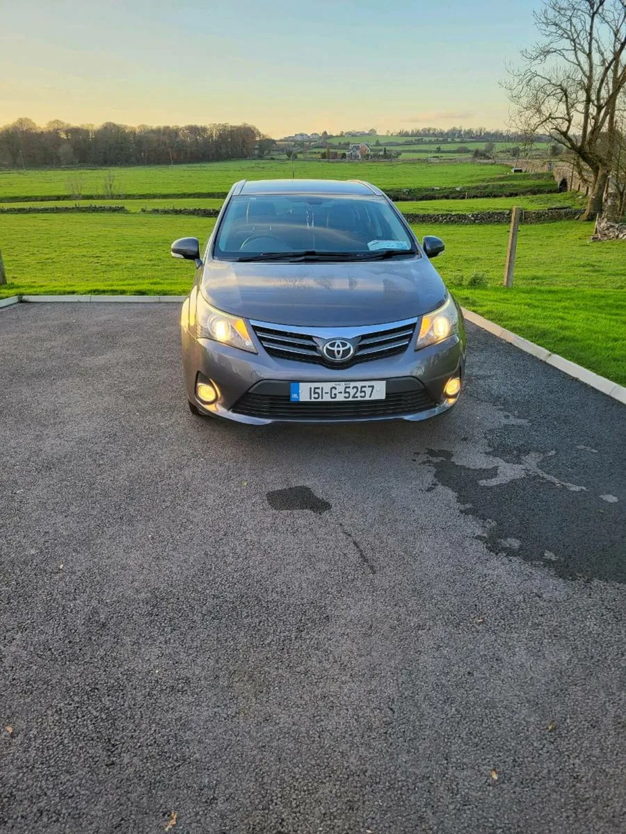2015 Toyota Avensis Estate - Image 1