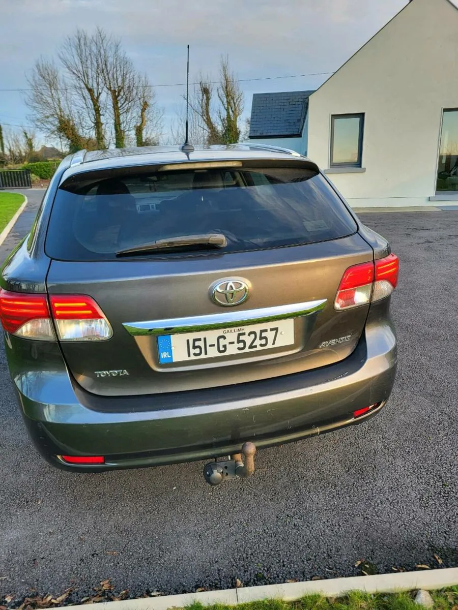 2015 Toyota Avensis Estate - Image 3
