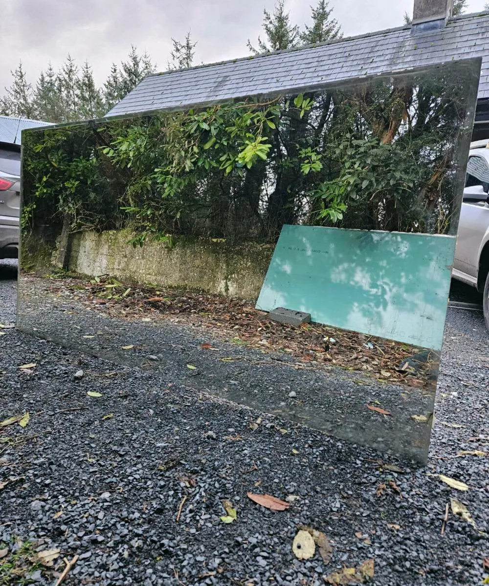 8ft x 4ft GYM / Dance Studio Mirrors (Set of 2) - Image 1