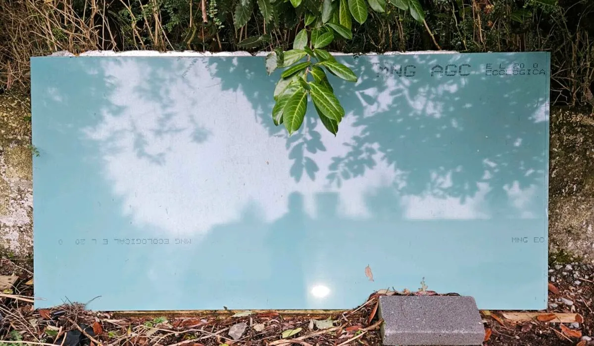 8ft x 4ft GYM / Dance Studio Mirrors (Set of 2) - Image 4