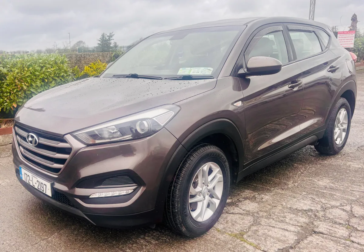 2017 HYUNDAI TUSCON - Image 1