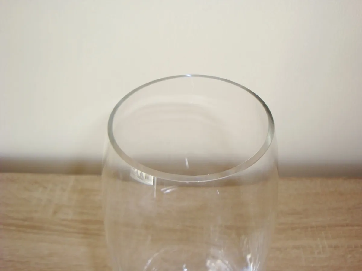 Clear glass vase - Image 2