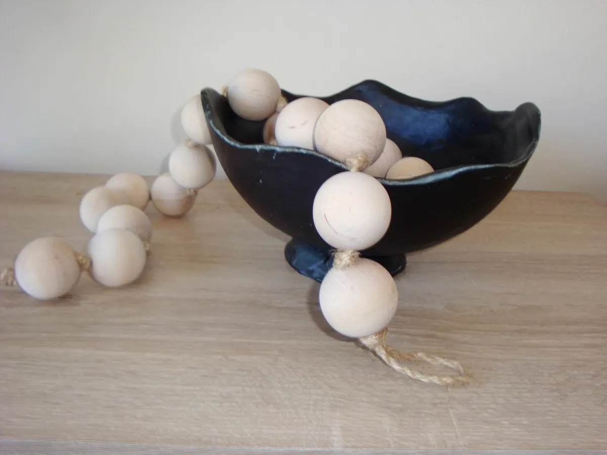 Decorative wooden beads - Image 1