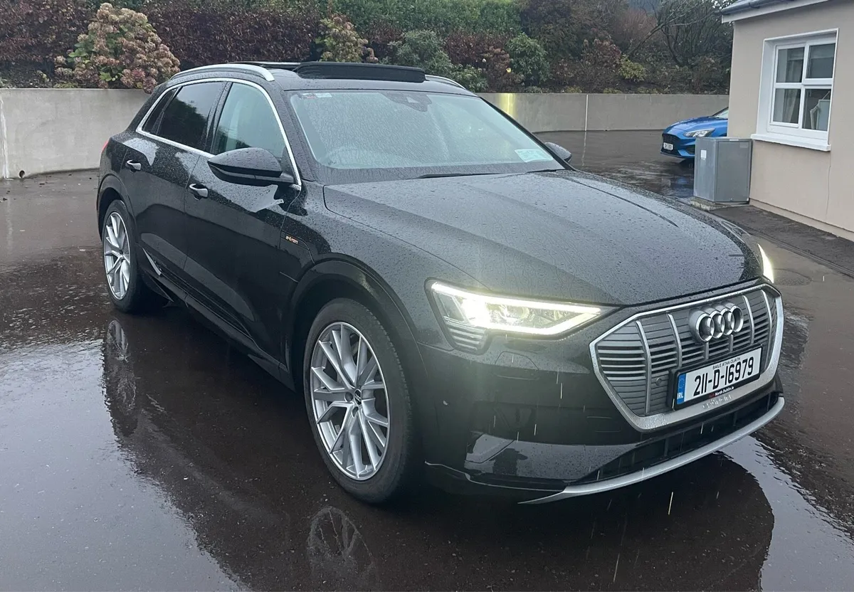 Audi Etron - Image 1