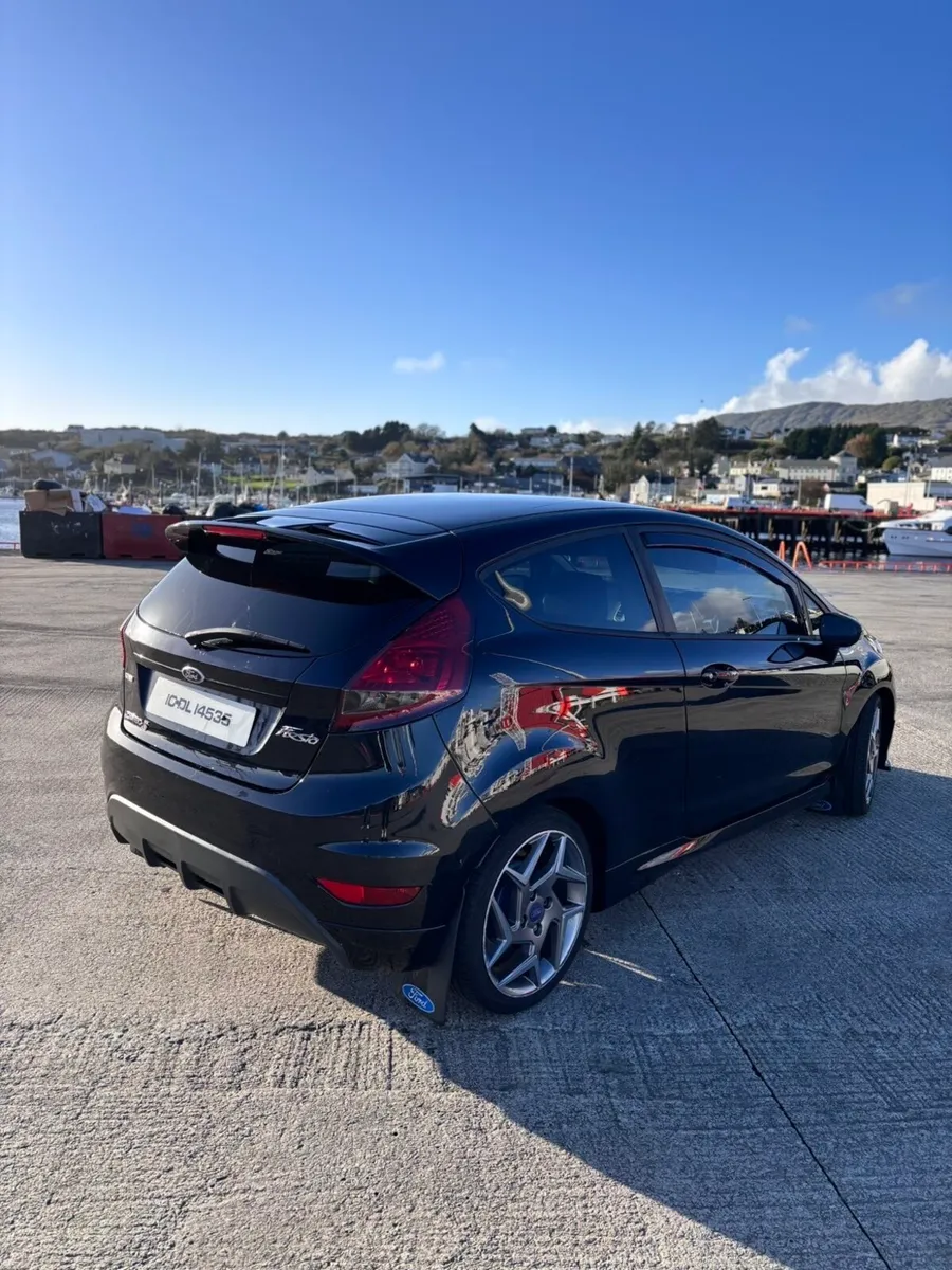 Ford Fiesta - Image 4