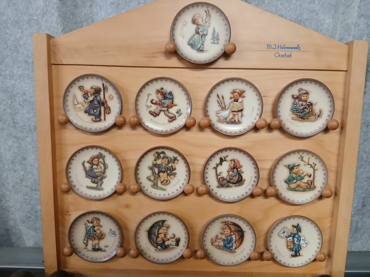 Hummel Miniature Reproduction Annual Plate series - Image 2