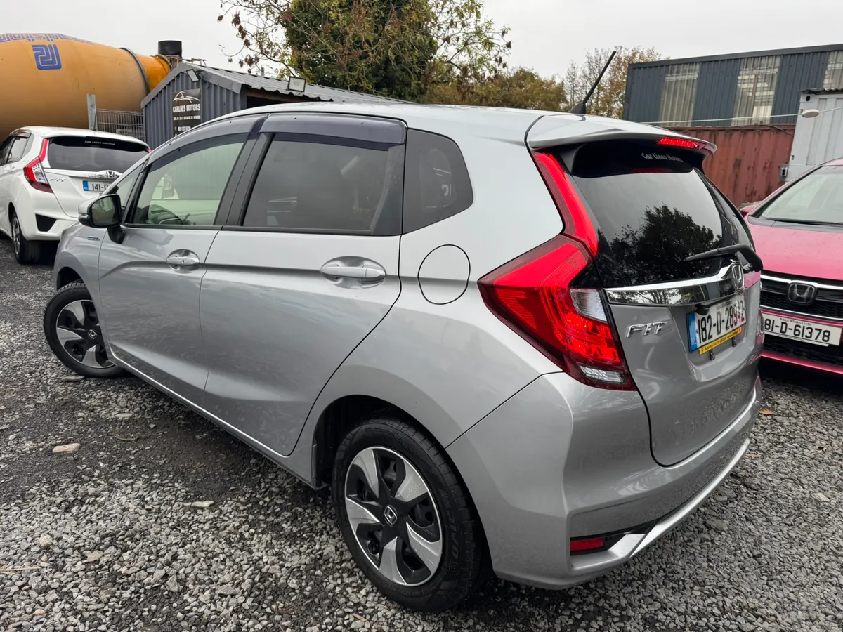 Honda Fit / Jazz Hybrid Automatic - Image 3