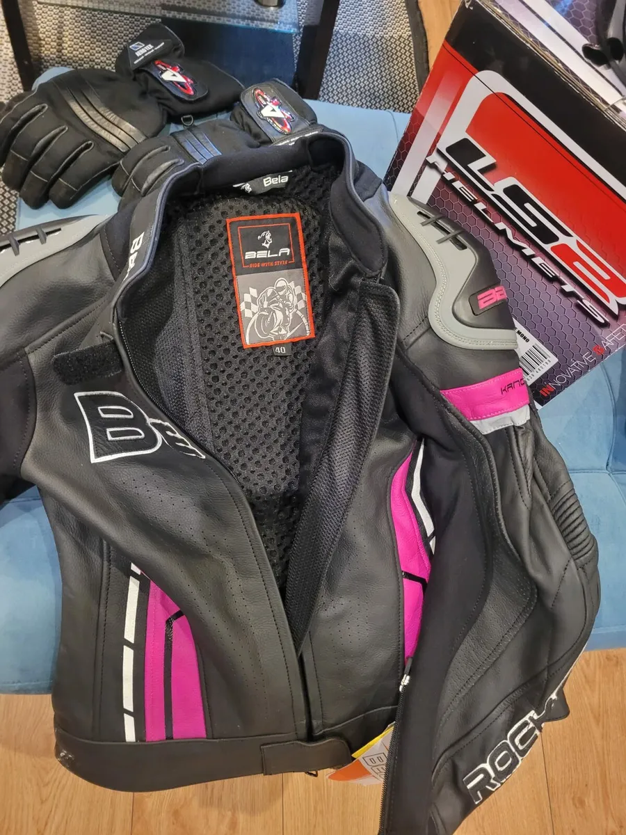 Motorbike jacket and helmet - Image 3