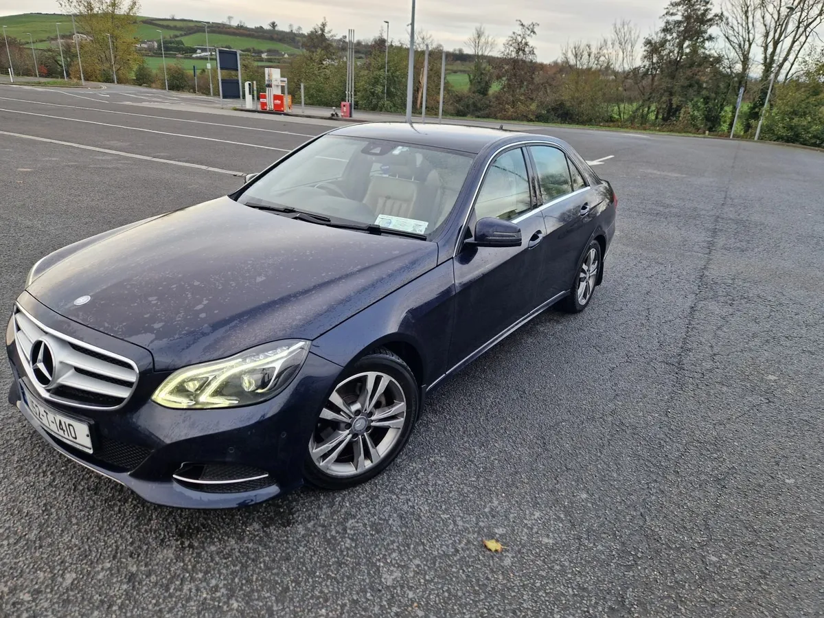 Mercedes-Benz E-Class 2015 - Image 2