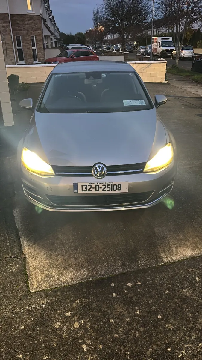 Volkswagen Golf 2013 - Image 2