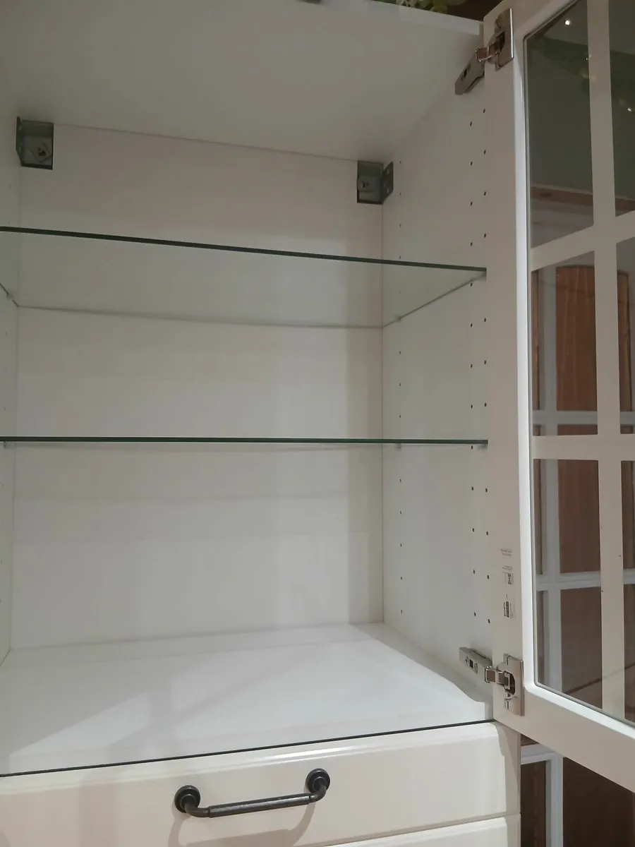 Kitchen Glass Cabinet/Press Ikea - Image 3
