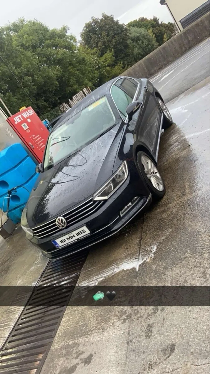 Volkswagen Passat - Image 4