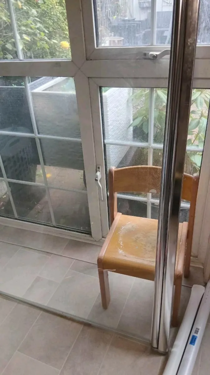 Free bath shower door - Image 2