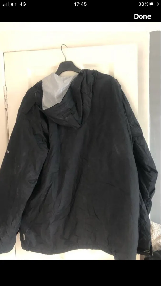 Mens trespass jacket size M €25 - Image 2