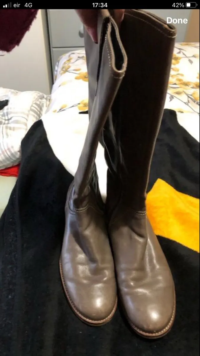 Ladies Ecco boots size 6 €20 - Image 1