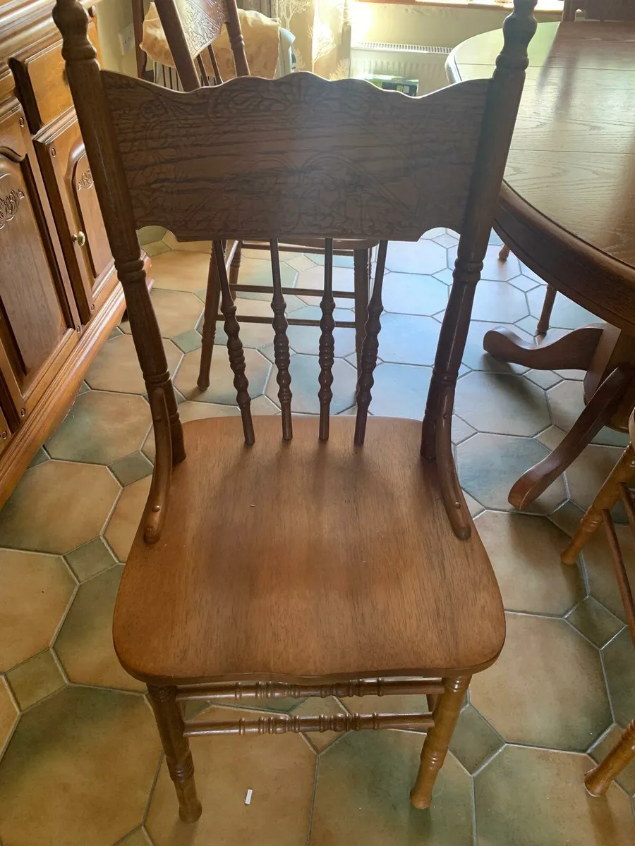 Kitchen Table and Chairs - Image 1
