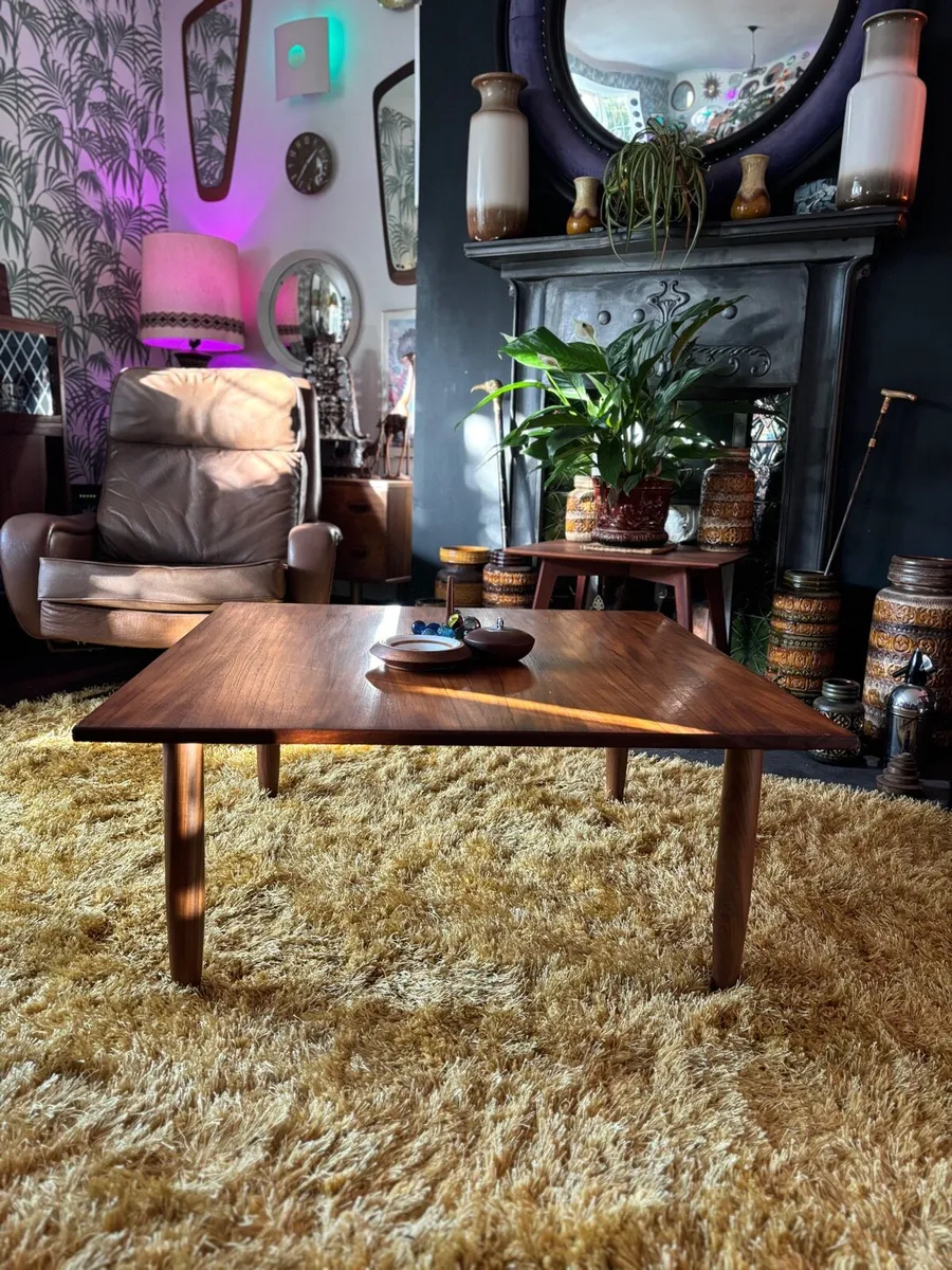 Mid Century coffee table - Image 1