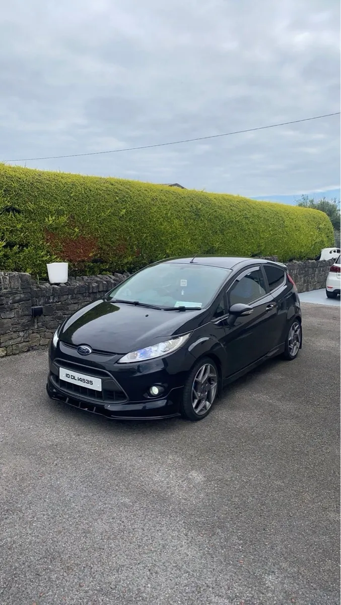 Ford Fiesta - Image 1