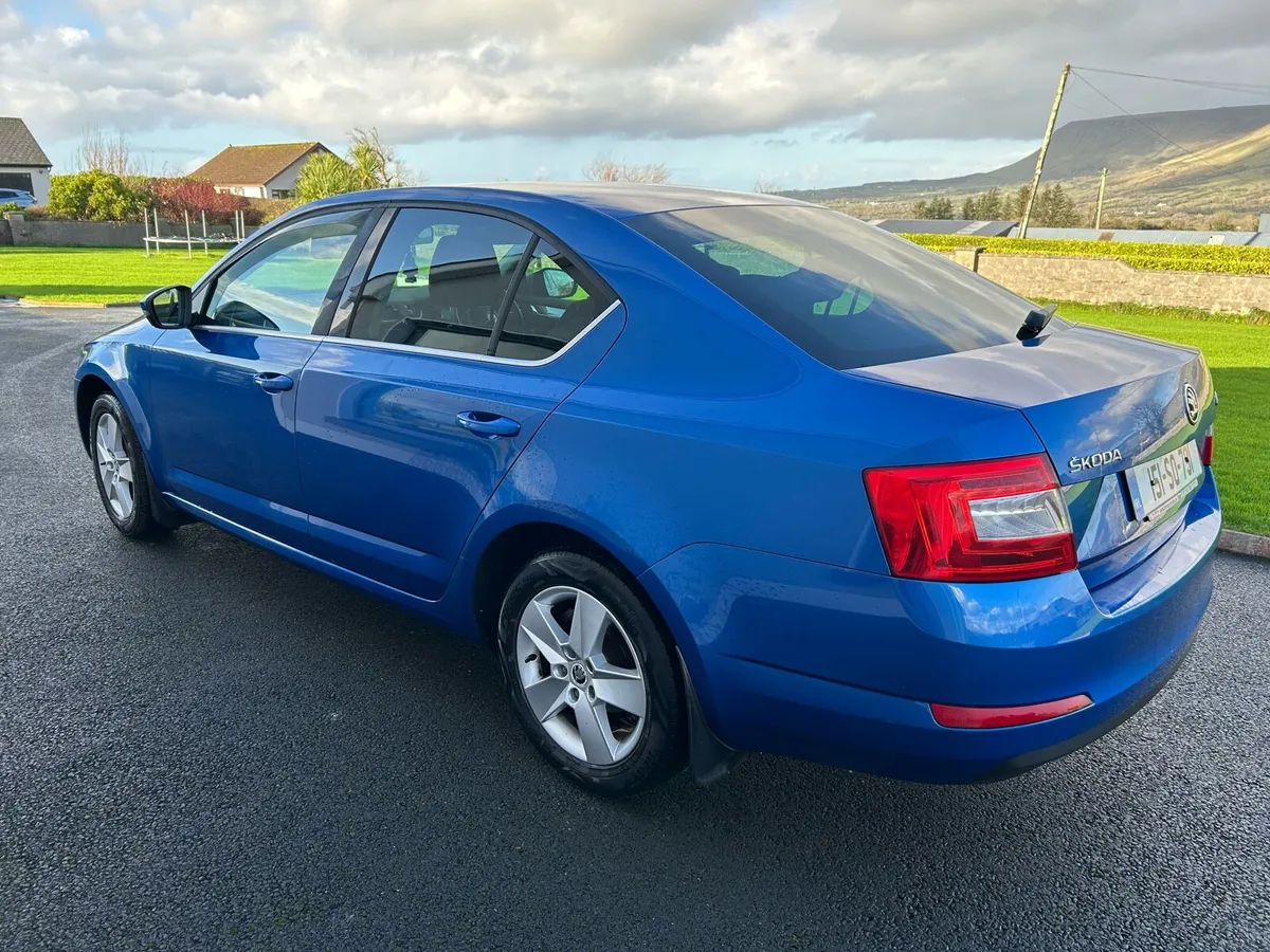2015 1.2TSI Skoda Octavia 112000km - Image 3