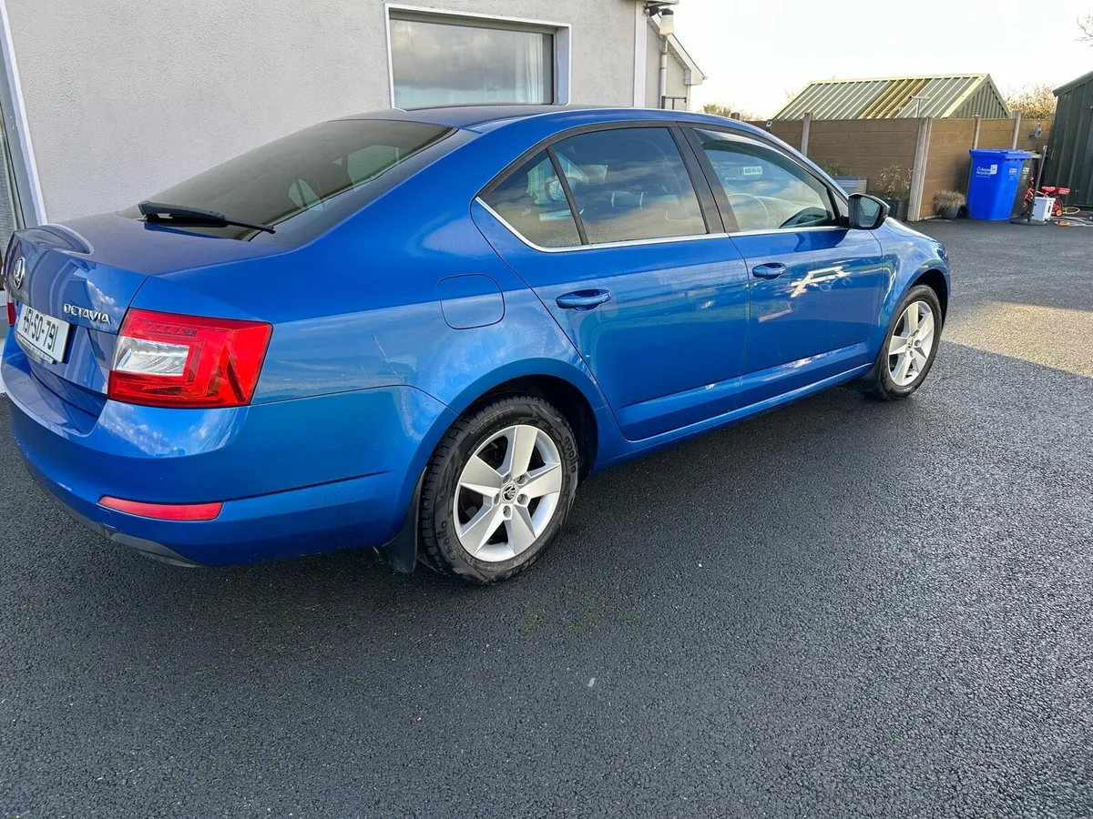 2015 1.2TSI Skoda Octavia 112000km - Image 4