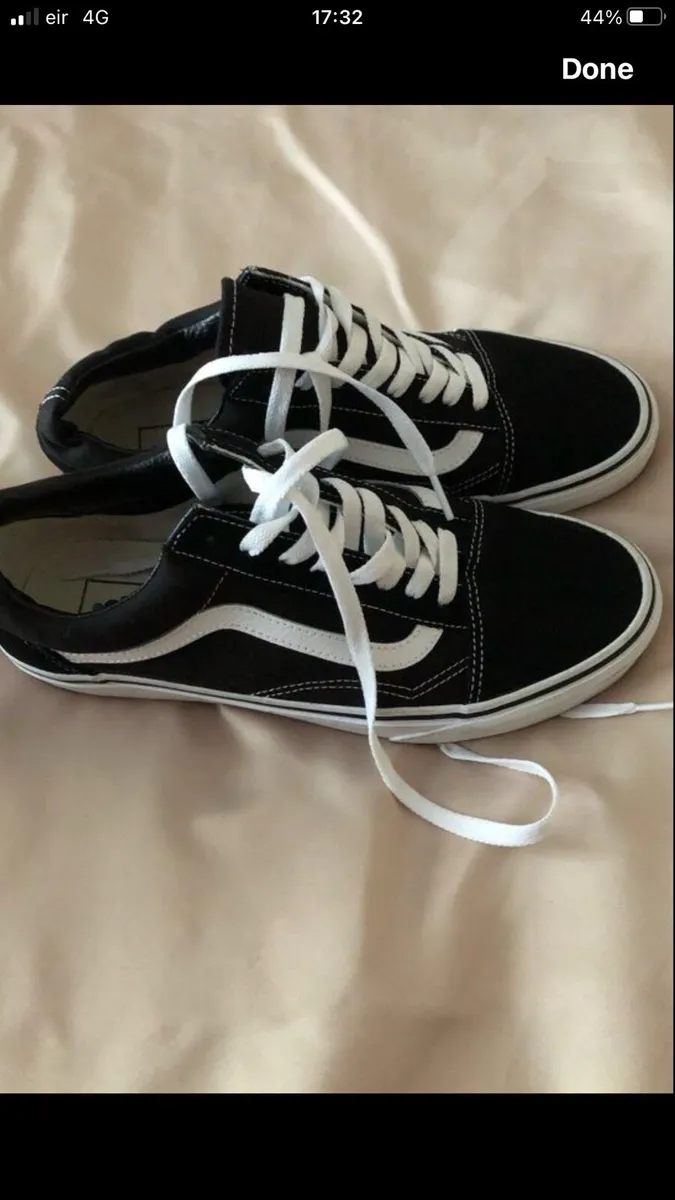 Mens trainers size 8 €25 - Image 2