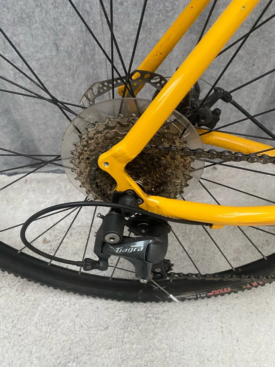 Kono Professional race bike - Image 3