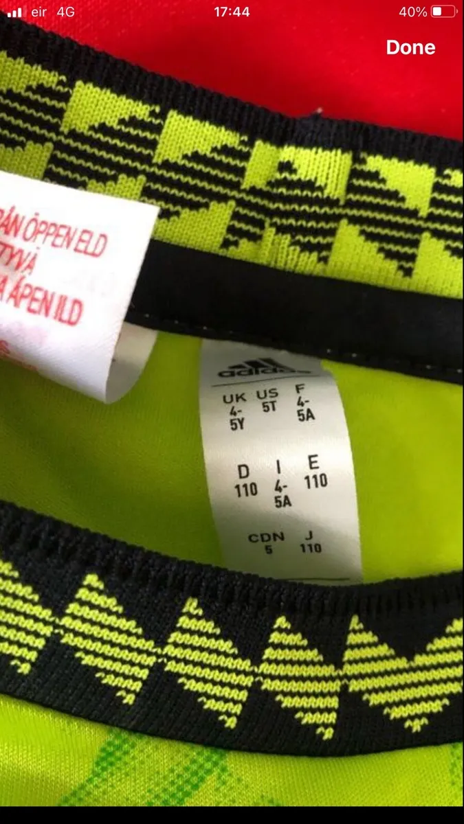 Boys Manchester United suit age 4/5 €15 - Image 3