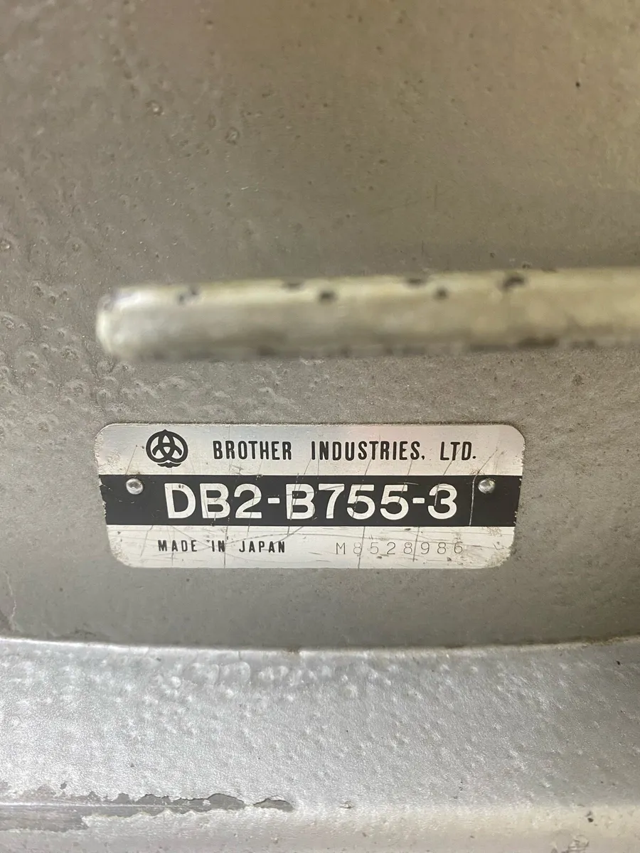 Sewing machine - Image 3