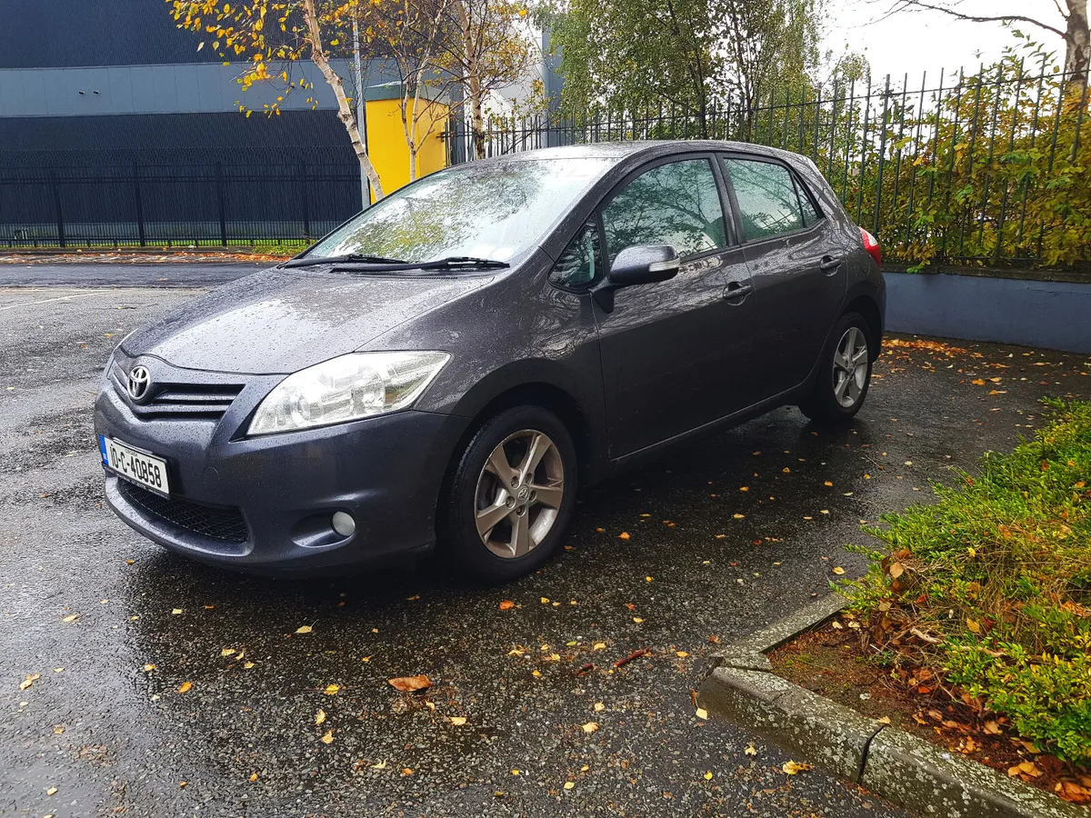 10 TOYOTA AURIS NCT TAX Warranty V.Clean Car - Image 1