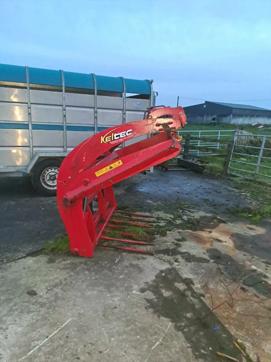 Keltic Bale Shear