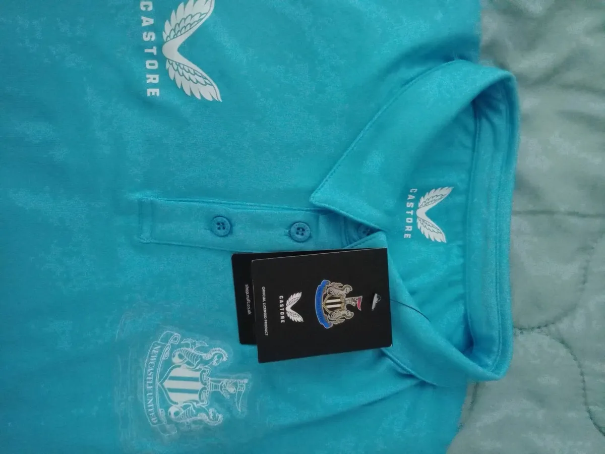 New Castore Newcastle polo - Image 2