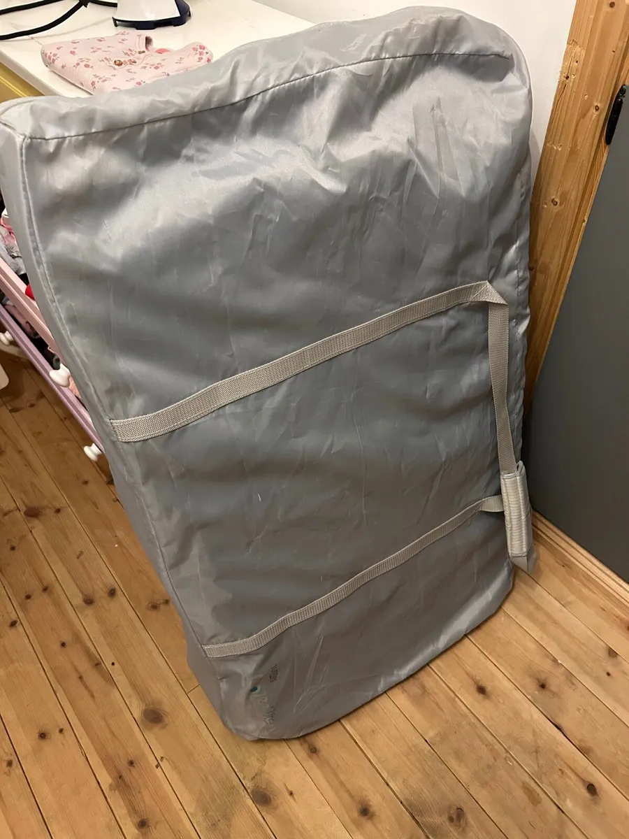 Bed side crib - Image 2