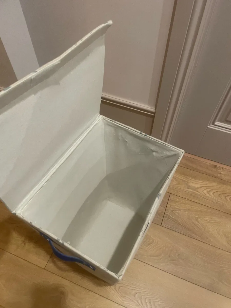 Kids storage basket laundry hamper - Image 3