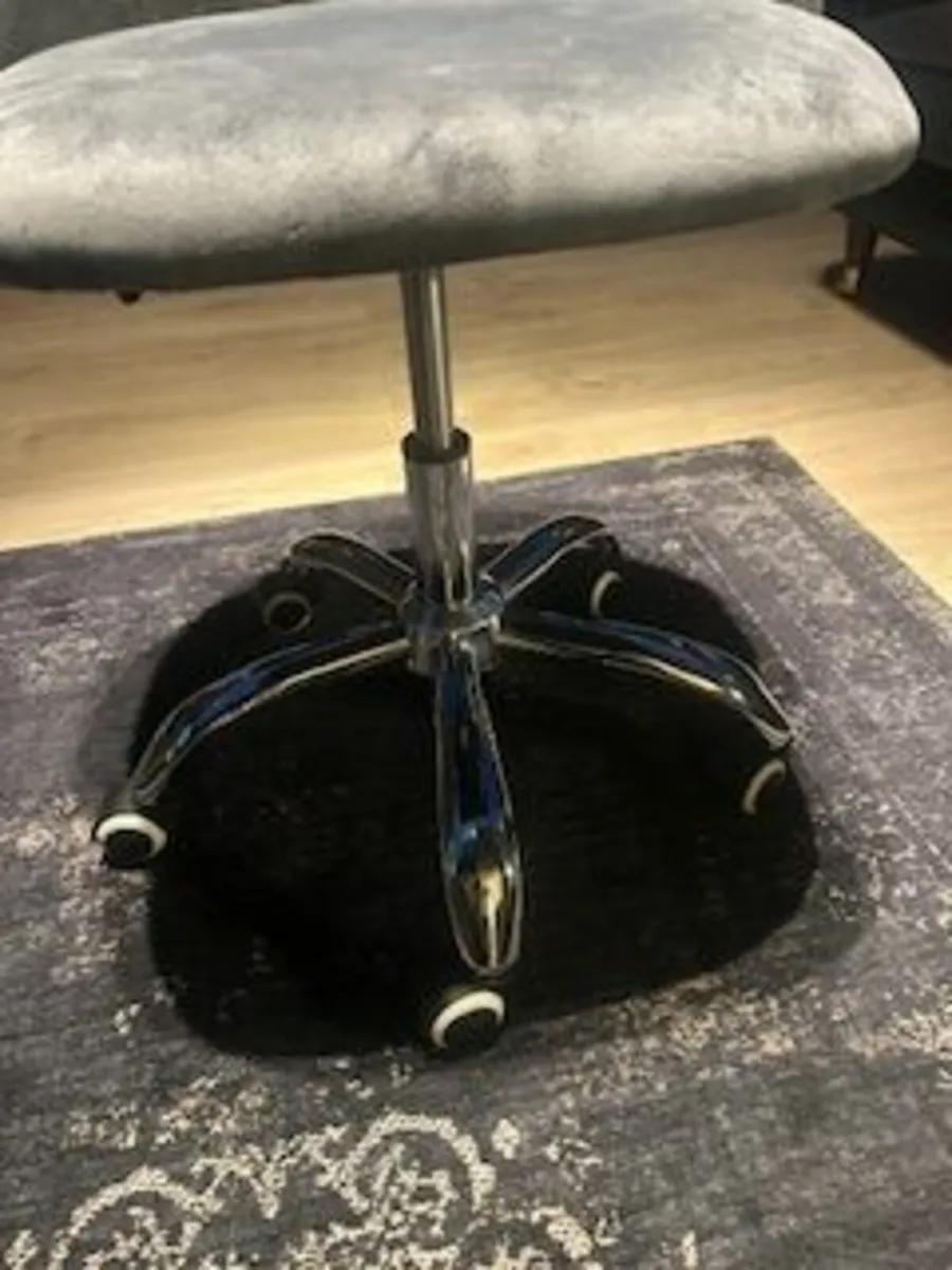 Grey Velvet Office Swivel Chair - Image 2