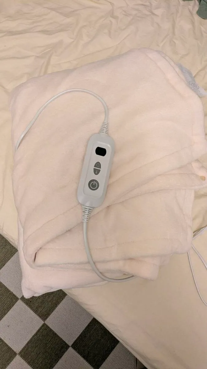 Heated blanket - Image 3