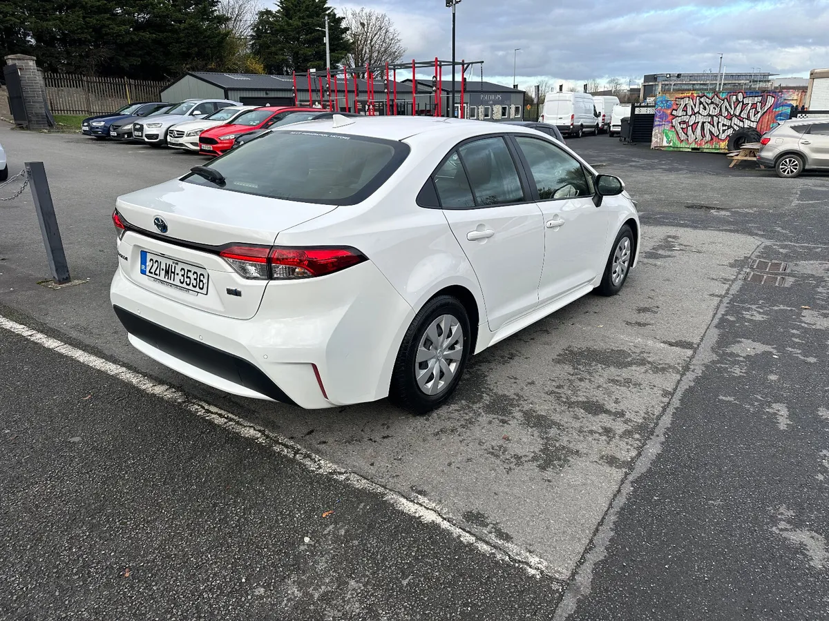 2022 Toyota Corolla 1.8L fresh Nct Rd Tax - Image 4