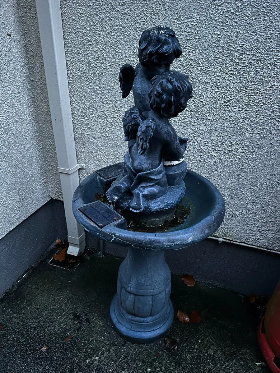 Water feature - Image 3