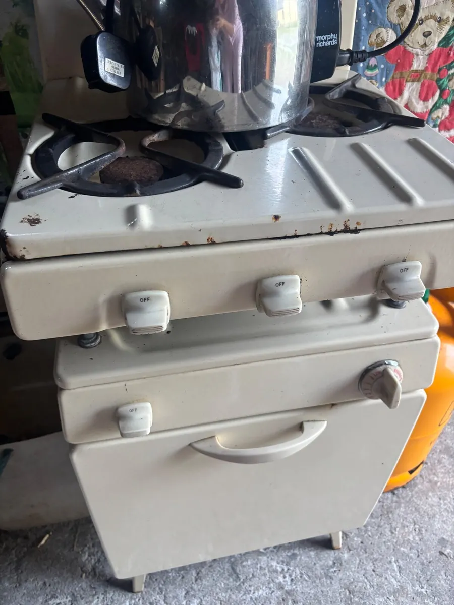 Cadet Cooker - Image 1