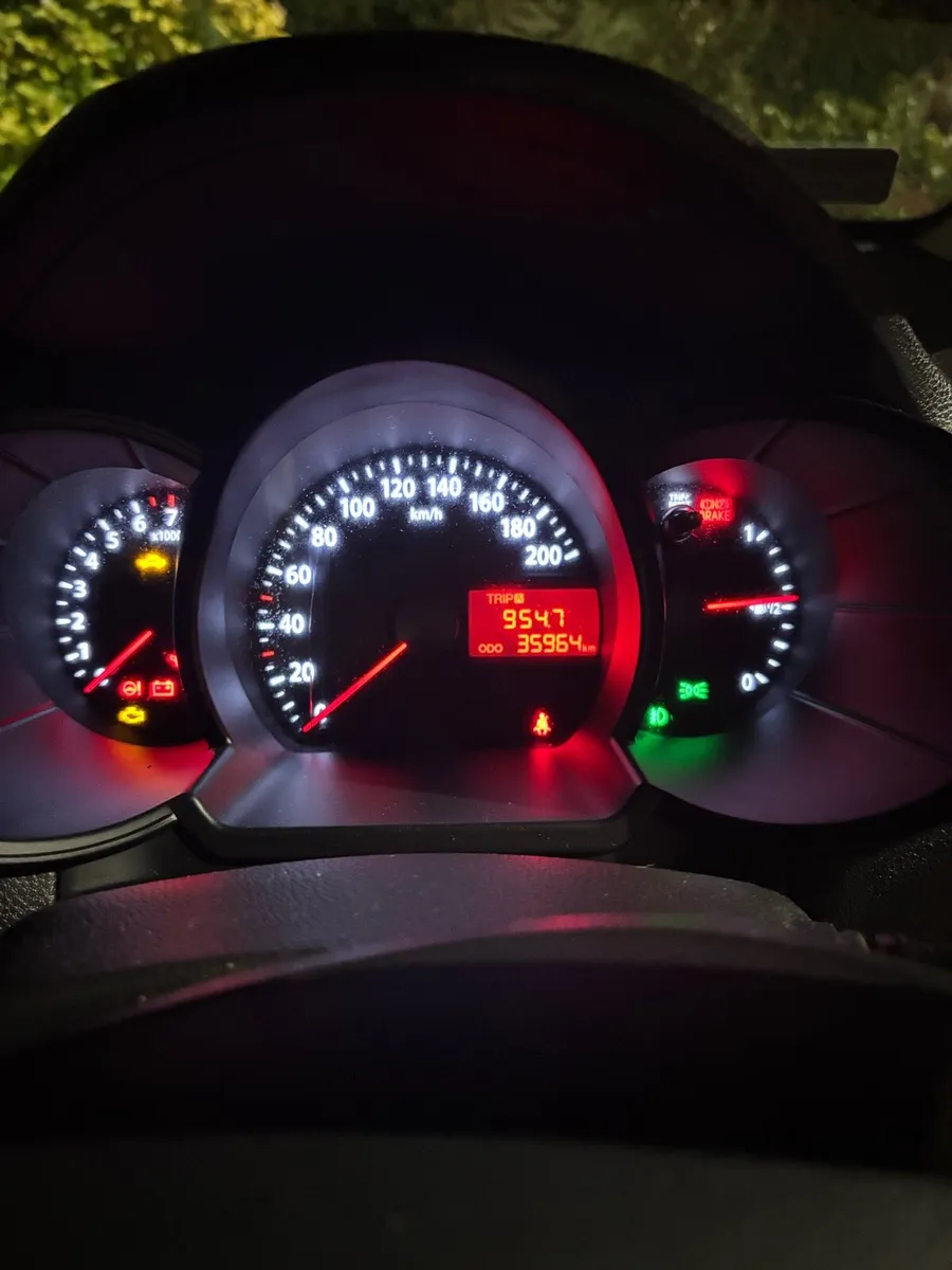 Kia picanto 2012 - Image 4