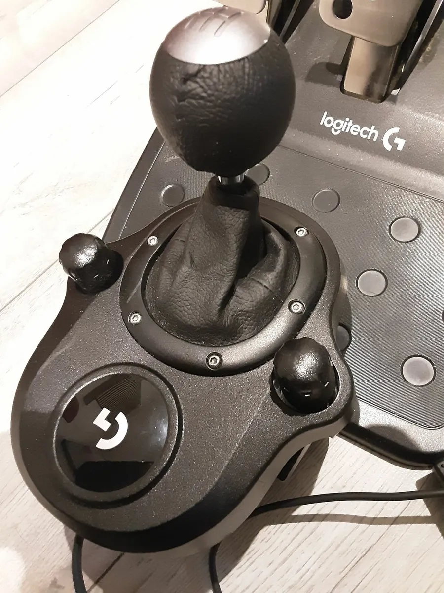 Playstation driving accessories - Image 3