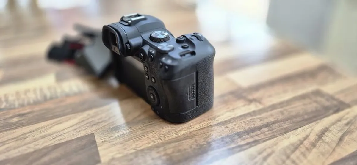 Canon R6 - Image 3