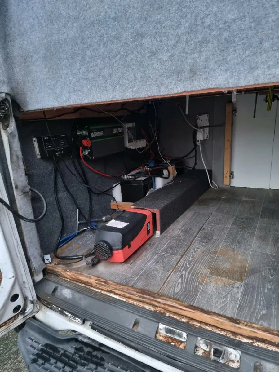 Iveco daily camper - Image 3